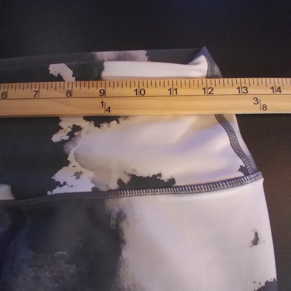 Sage Collective Gray and Black Leggings Marble Design Size M Exercise Athleisure - Picture 5 of 7